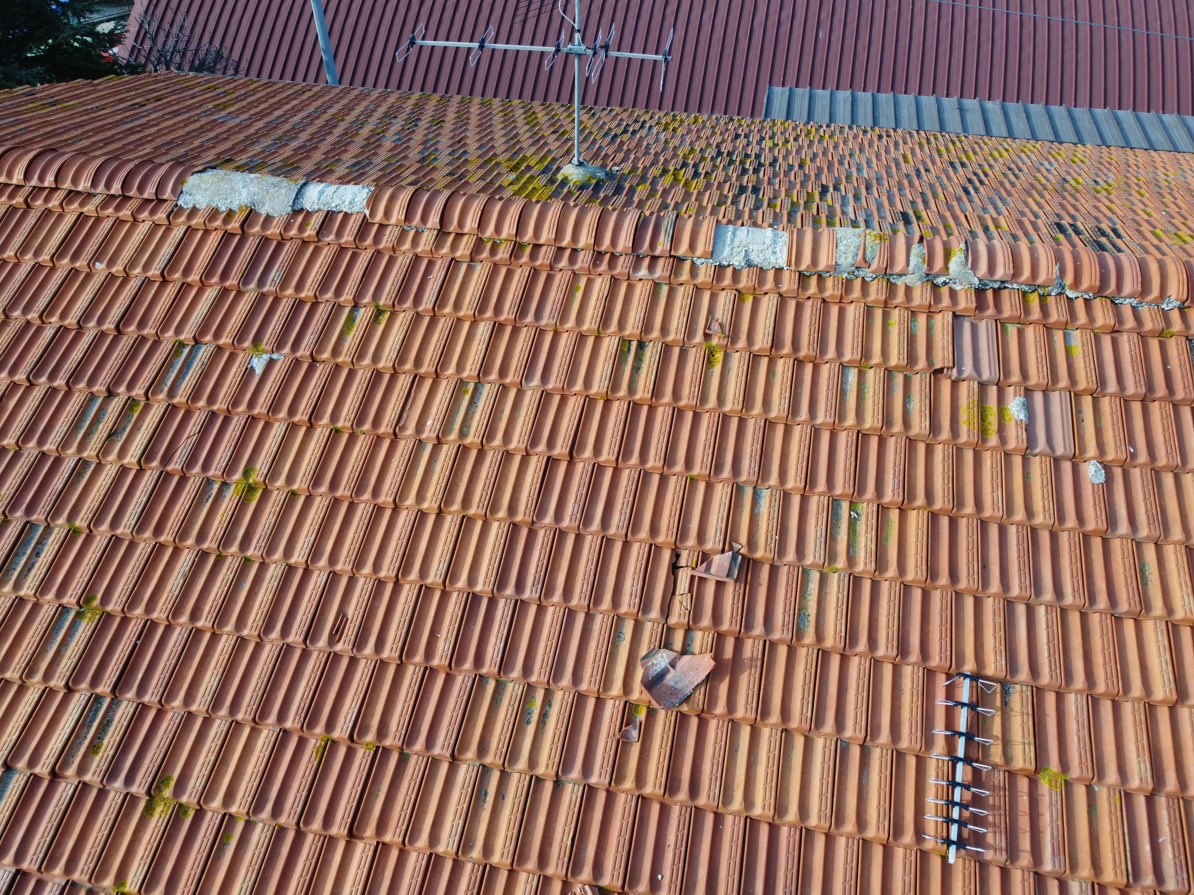 Ispezione Tetti, Facciate e Cornicioni